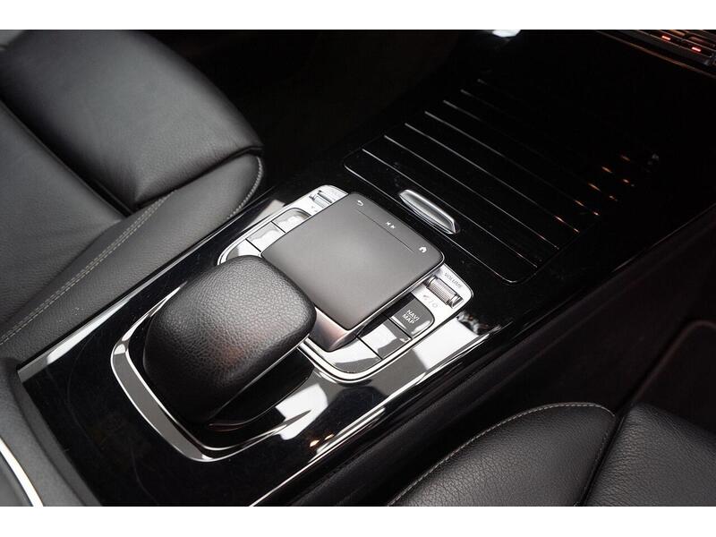 Mercedes-Benz CLA 1.3 CLA200 AMG Line Coupe 7G-DCT Euro 6 (s/s) 4dr - U1487