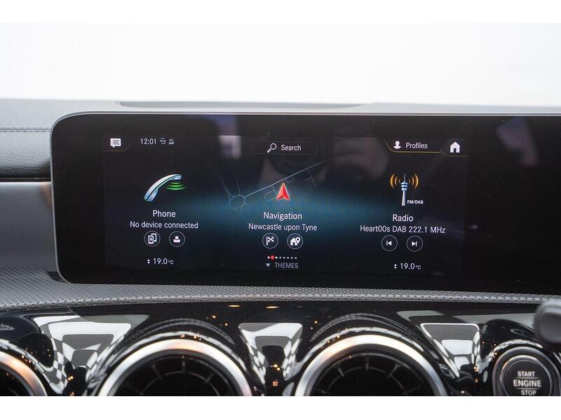 Mercedes-Benz CLA 1.3 CLA200 AMG Line Coupe 7G-DCT Euro 6 (s/s) 4dr - U1487