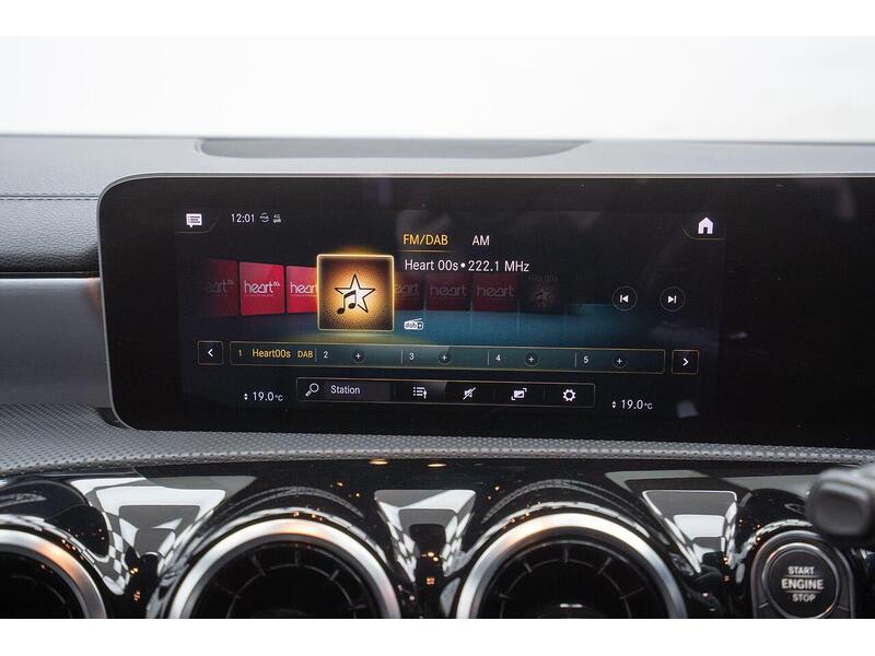 Mercedes-Benz CLA 1.3 CLA200 AMG Line Coupe 7G-DCT Euro 6 (s/s) 4dr - U1487