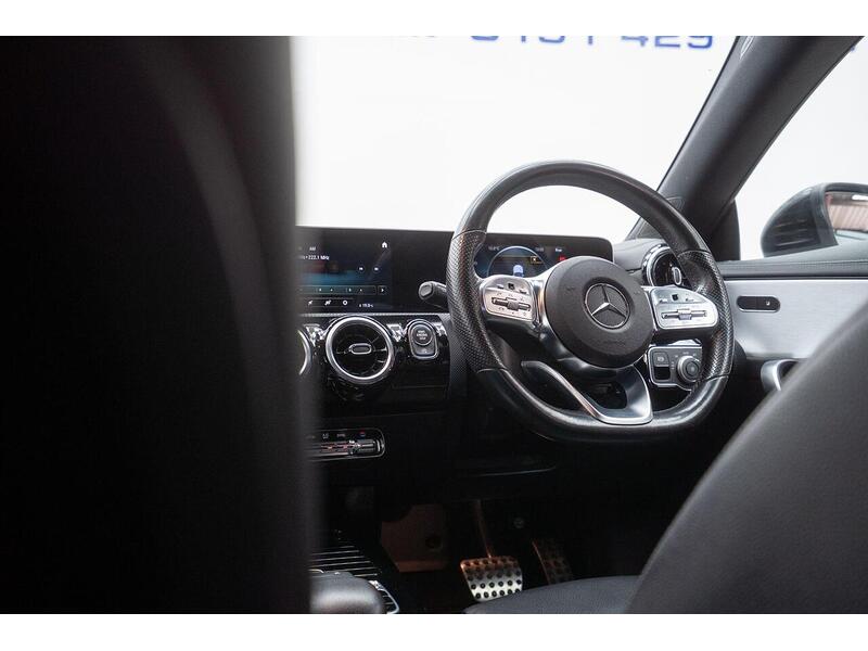 Mercedes-Benz CLA 1.3 CLA200 AMG Line Coupe 7G-DCT Euro 6 (s/s) 4dr - U1487
