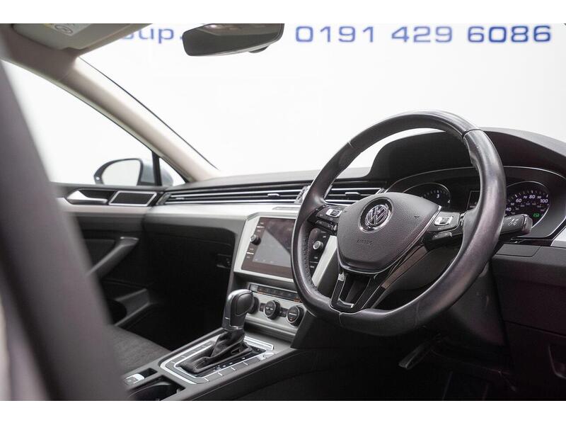 Volkswagen Passat 2.0 TDI SE Business DSG Euro 6 (s/s) 4dr - U1493