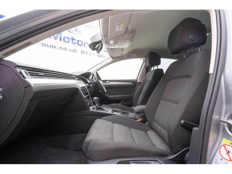 Volkswagen Passat 2.0 TDI SE Business DSG Euro 6 (s/s) 4dr - U1493