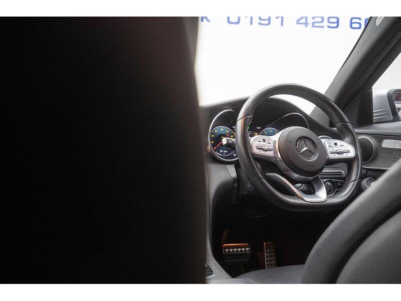 Mercedes-Benz C Class 2.0 C300 AMG Line G-Tronic+ Euro 6 (s/s) 5dr - U1494