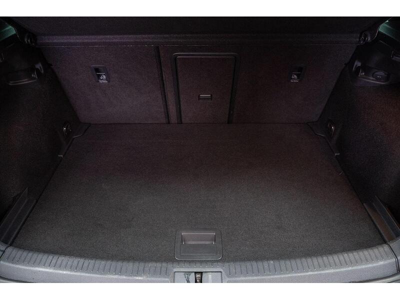 Volkswagen Golf 2.0 TDI R-Line Euro 6 (s/s) 5dr - U1495