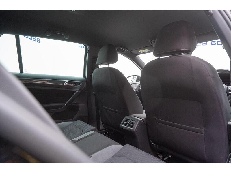 Volkswagen Golf 2.0 TDI R-Line Euro 6 (s/s) 5dr - U1495