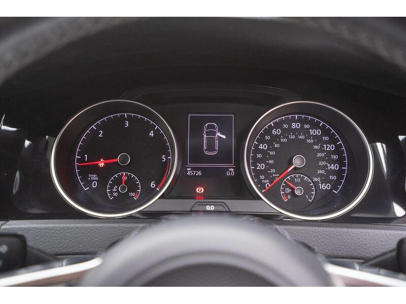 Volkswagen Golf 2.0 TDI R-Line Euro 6 (s/s) 5dr - U1495