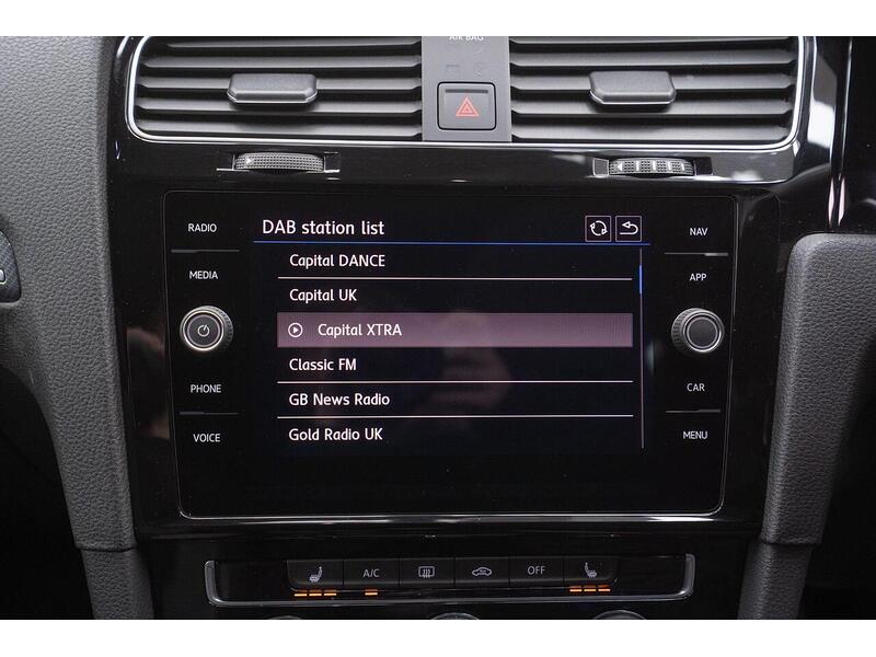 Volkswagen Golf 2.0 TDI R-Line Euro 6 (s/s) 5dr - U1495