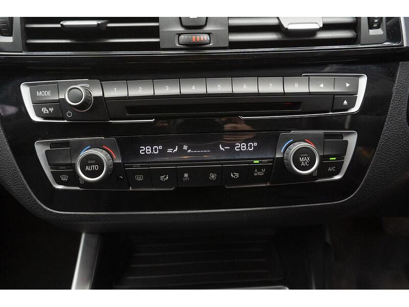 BMW 1 Series 3.0 M140i Shadow Edition Auto Euro 6 (s/s) 5dr - U1509