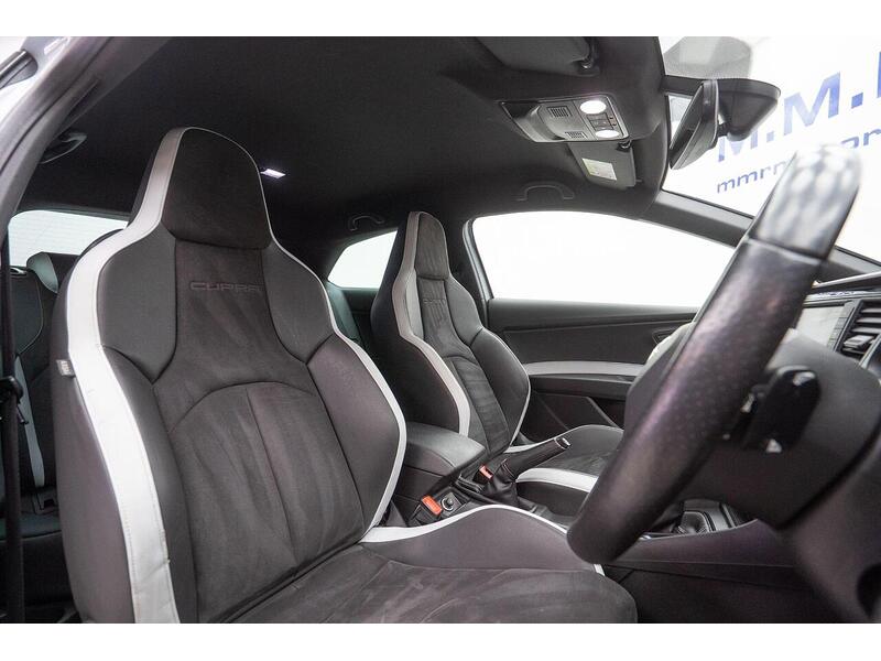 SEAT Leon 2.0 TSI Cupra 290 Black Sport Coupe DSG Euro 6 (s/s) 3dr - U1517