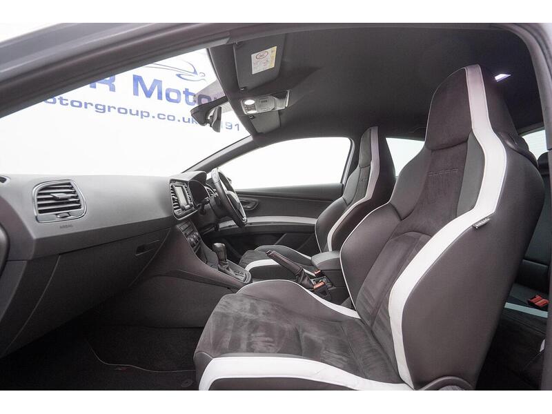 SEAT Leon 2.0 TSI Cupra 290 Black Sport Coupe DSG Euro 6 (s/s) 3dr - U1517