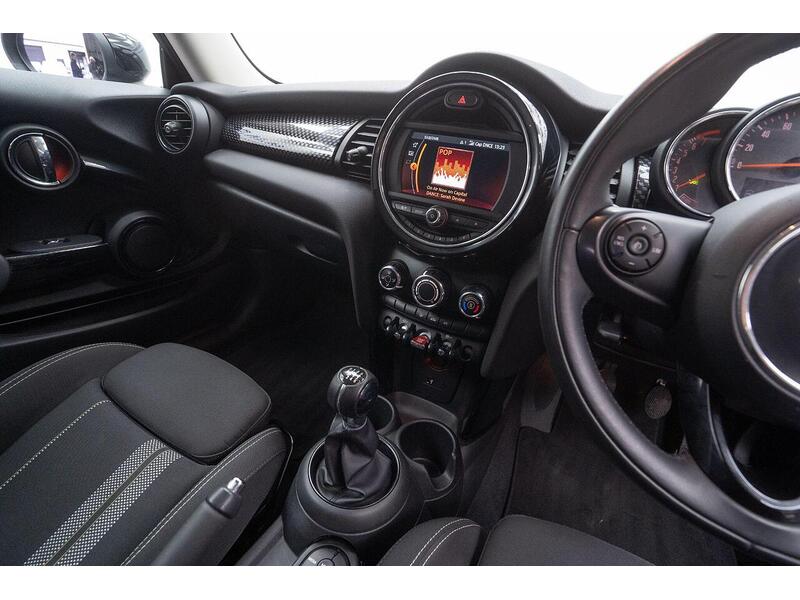 MINI Hatch 2.0 Cooper S Classic Euro 6 (s/s) 3dr - U1520