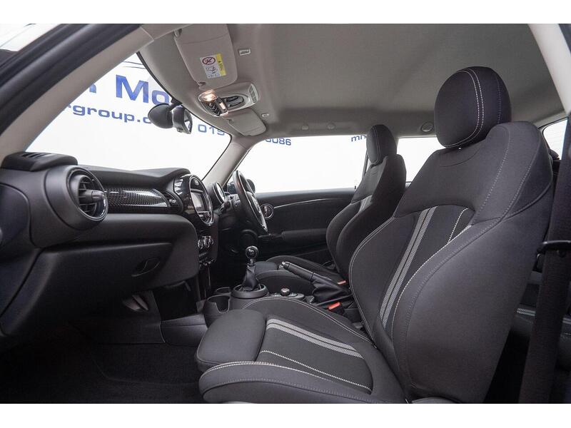 MINI Hatch 2.0 Cooper S Classic Euro 6 (s/s) 3dr - U1520