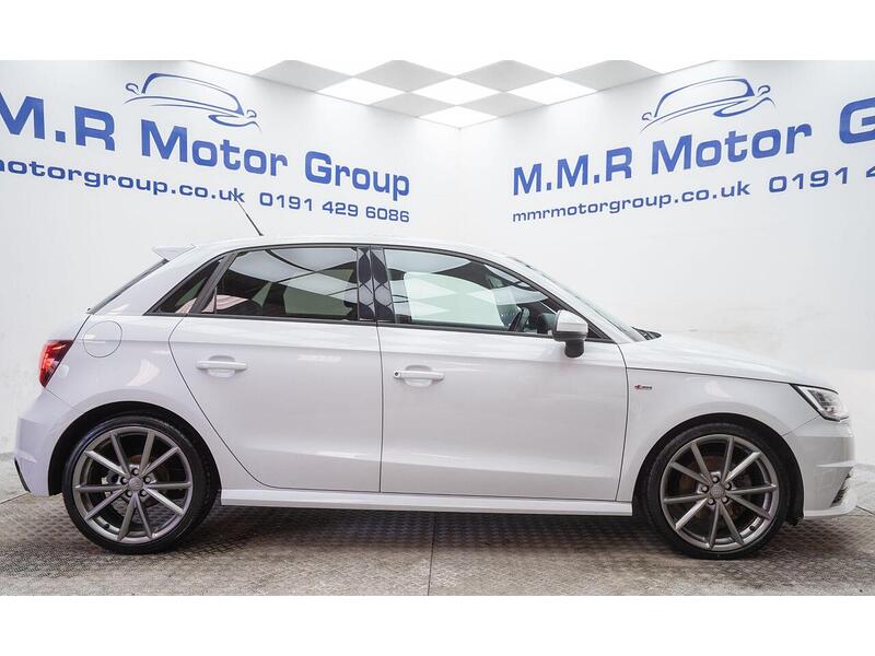 Audi A1 1.6 TDI Black Edition Sportback Euro 6 (s/s) 5dr - U1528
