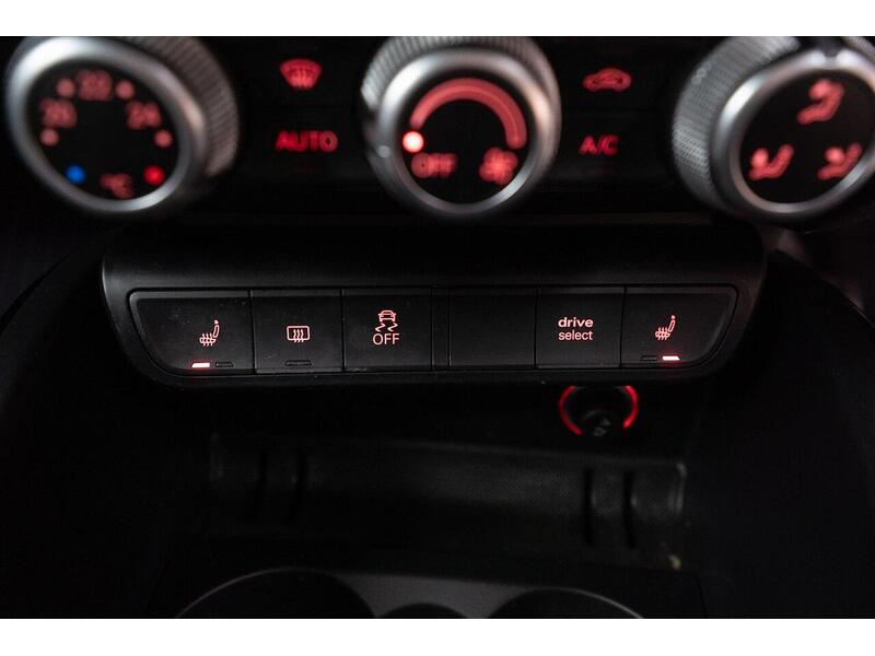 Audi A1 1.6 TDI Black Edition Sportback Euro 6 (s/s) 5dr - U1528