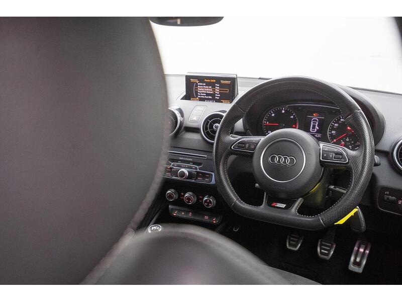 Audi A1 1.6 TDI Black Edition Sportback Euro 6 (s/s) 5dr - U1528