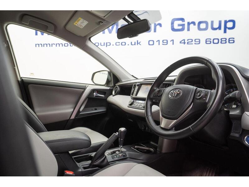 Toyota RAV4 RAV4 Excel SUV 2 Automatic Petrol Hybrid - U1537