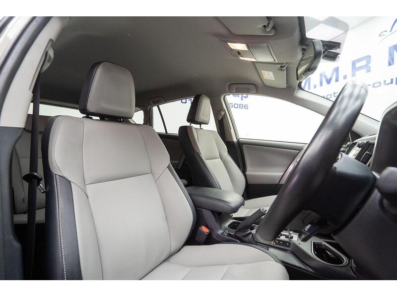 Toyota RAV4 RAV4 Excel SUV 2 Automatic Petrol Hybrid - U1537