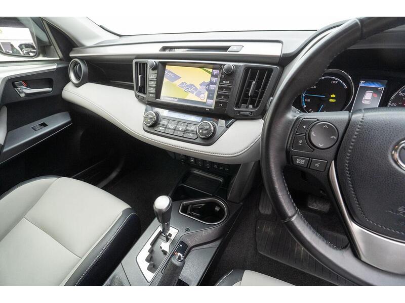 Toyota RAV4 RAV4 Excel SUV 2 Automatic Petrol Hybrid - U1537