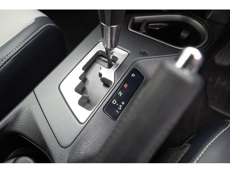 Toyota RAV4 RAV4 Excel SUV 2 Automatic Petrol Hybrid - U1537
