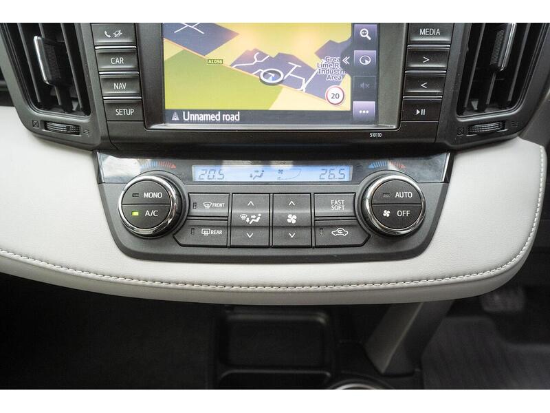 Toyota RAV4 RAV4 Excel SUV 2 Automatic Petrol Hybrid - U1537