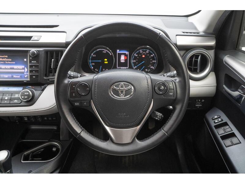 Toyota RAV4 RAV4 Excel SUV 2 Automatic Petrol Hybrid - U1537