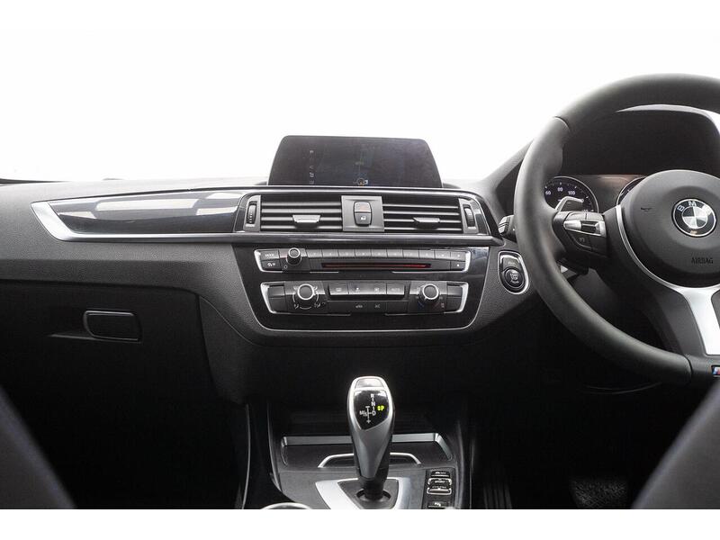 BMW 1 Series 2.0 120i GPF M Sport Shadow Edition Auto Euro 6 (s/s) 3dr - U1573