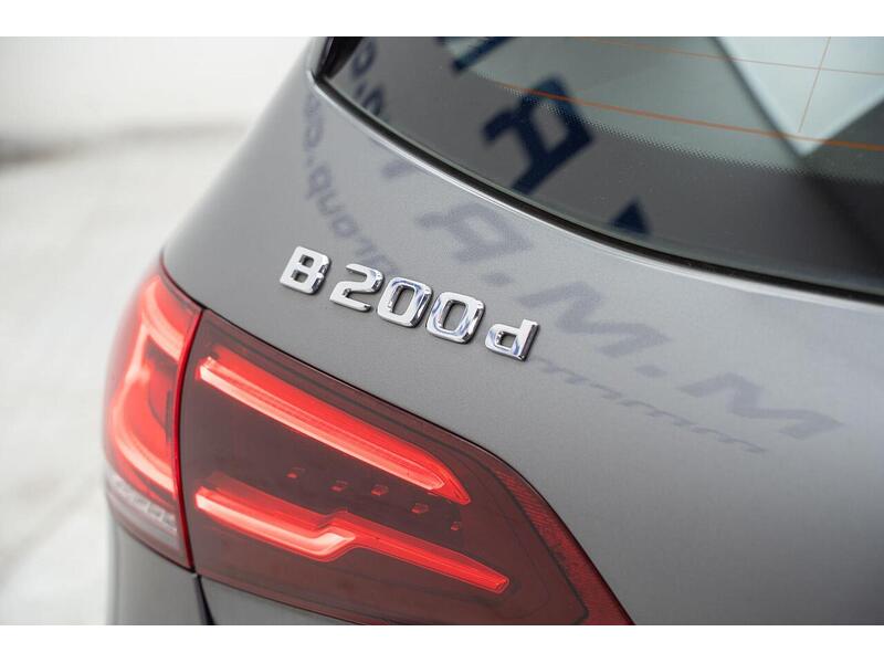 Mercedes-Benz B Class B Class AMG Line MPV 1 Automatic Diesel - U1600