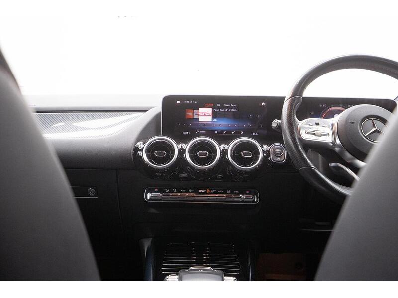 Mercedes-Benz B Class B Class AMG Line MPV 1 Automatic Diesel - U1600