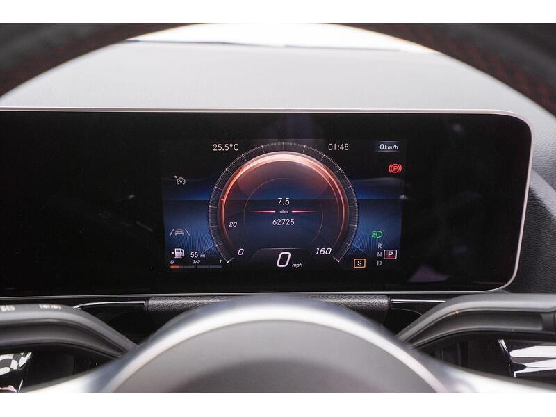 Mercedes-Benz B Class B Class AMG Line MPV 1 Automatic Diesel - U1600