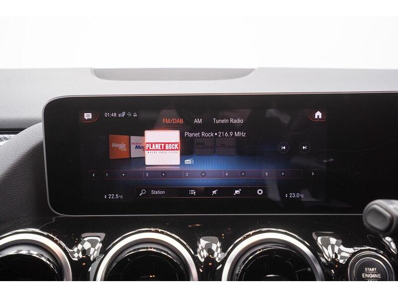 Mercedes-Benz B Class B Class AMG Line MPV 1 Automatic Diesel - U1600
