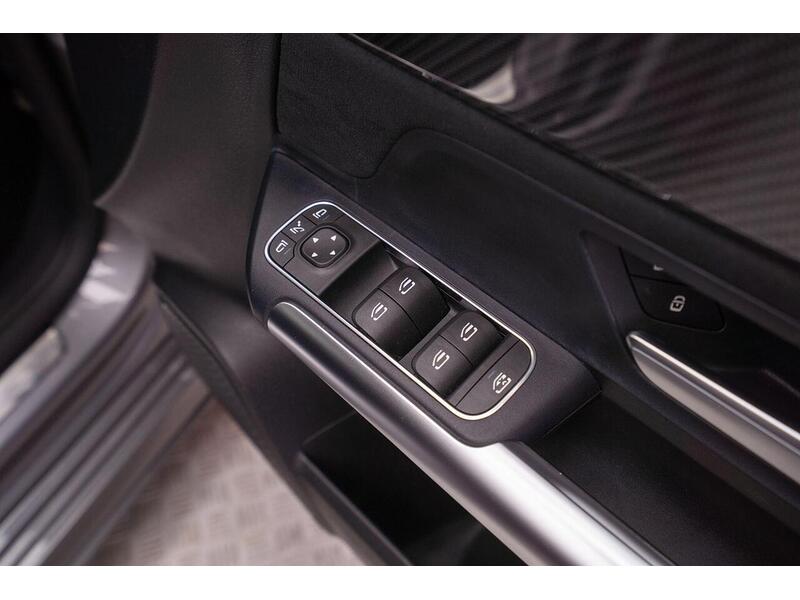 Mercedes-Benz B Class B Class AMG Line MPV 1 Automatic Diesel - U1600