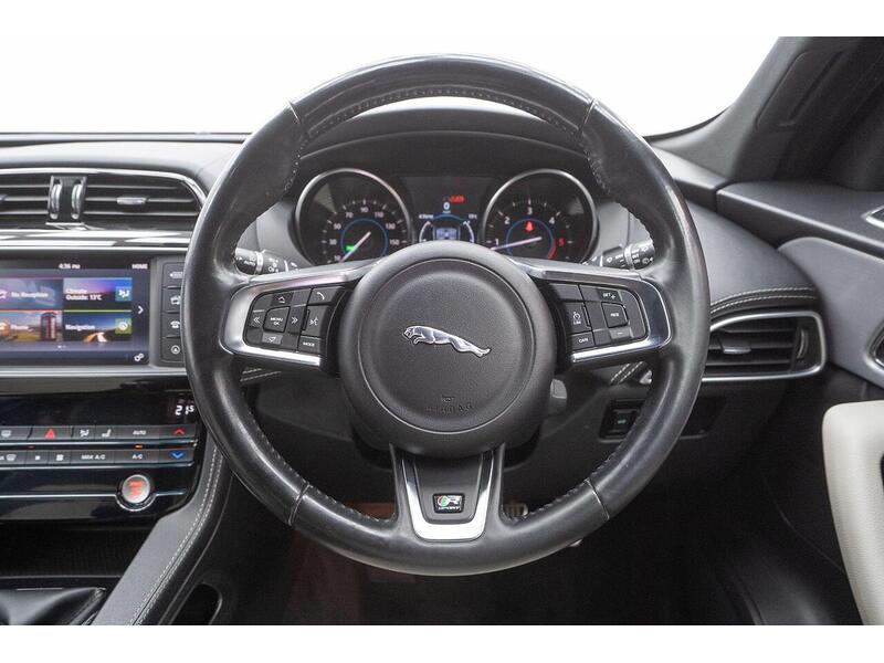 Jaguar F-PACE 2.0 D165 R-Sport Euro 6 (s/s) 5dr - U1601