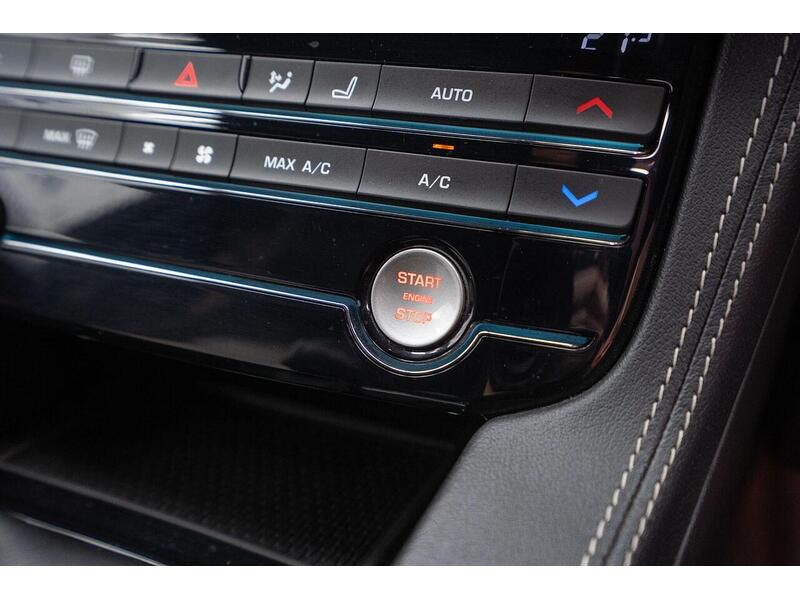 Jaguar F-PACE 2.0 D165 R-Sport Euro 6 (s/s) 5dr - U1601