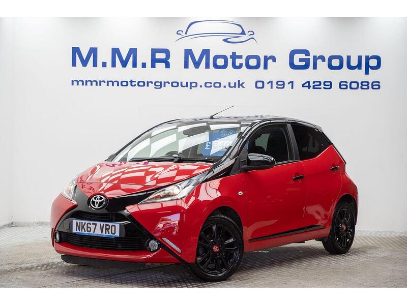 Toyota AYGO 1.0 VVT-i x-cite 4 Red Bi-Tone Euro 6 5dr - U1623