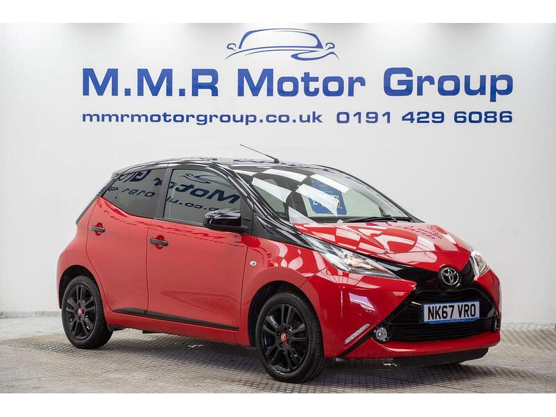 Toyota AYGO 1.0 VVT-i x-cite 4 Red Bi-Tone Euro 6 5dr - U1623