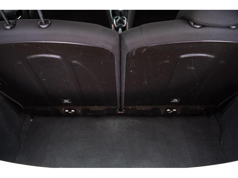 Toyota AYGO 1.0 VVT-i x-cite 4 Red Bi-Tone Euro 6 5dr - U1623