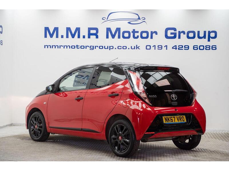 Toyota AYGO 1.0 VVT-i x-cite 4 Red Bi-Tone Euro 6 5dr - U1623