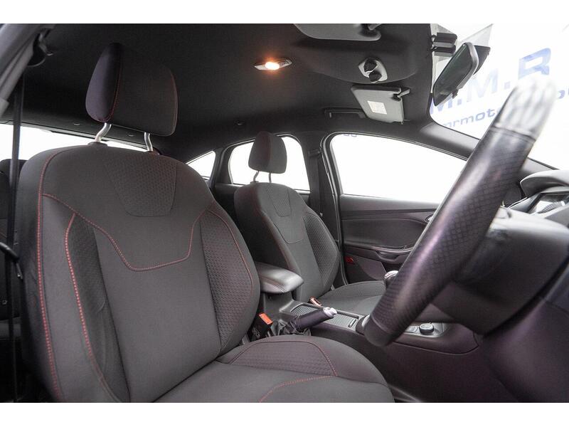 Ford Focus 1.5 TDCi ST-Line Euro 6 (s/s) 5dr - U1652