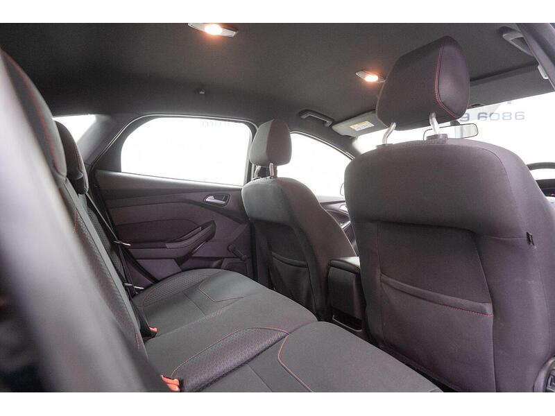 Ford Focus 1.5 TDCi ST-Line Euro 6 (s/s) 5dr - U1652