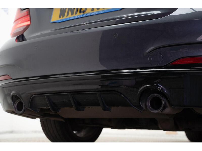 BMW 2 Series 3.0 M240i Auto Euro 6 (s/s) 2dr - U1663