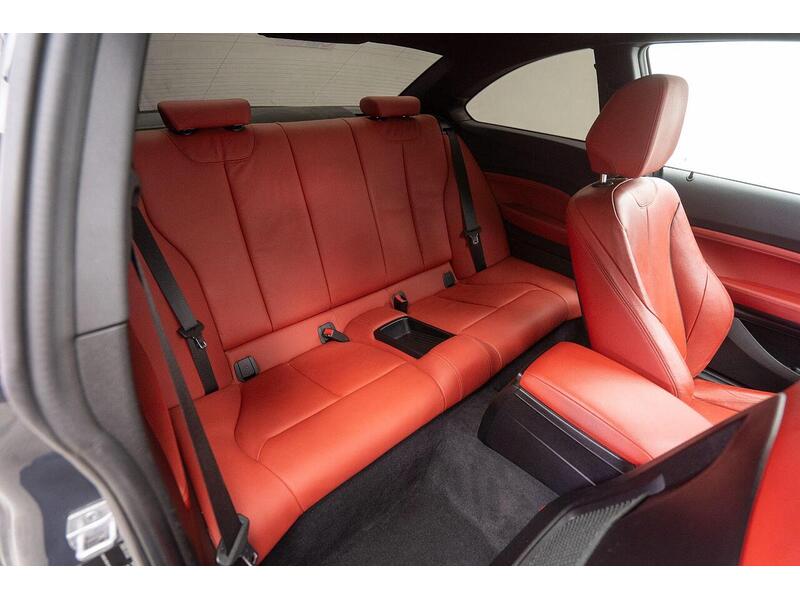 BMW 2 Series 3.0 M240i Auto Euro 6 (s/s) 2dr - U1663