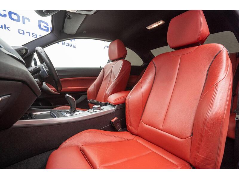 BMW 2 Series 3.0 M240i Auto Euro 6 (s/s) 2dr - U1663