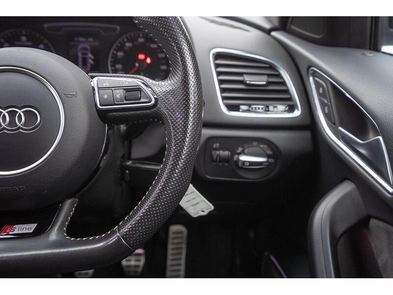 Audi Q3 2.0 TDI Black Edition quattro Euro 6 (s/s) 5dr - U1670