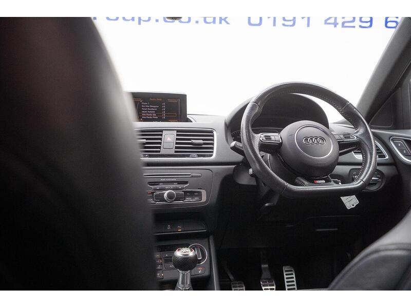 Audi Q3 2.0 TDI Black Edition quattro Euro 6 (s/s) 5dr - U1670