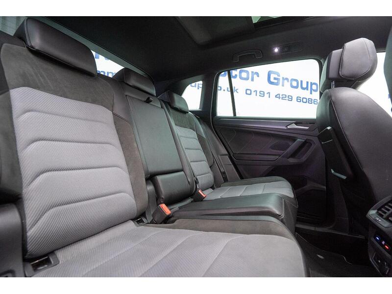 Volkswagen Tiguan 2.0 TDI R-Line Tech Euro 6 (s/s) 5dr - U1679