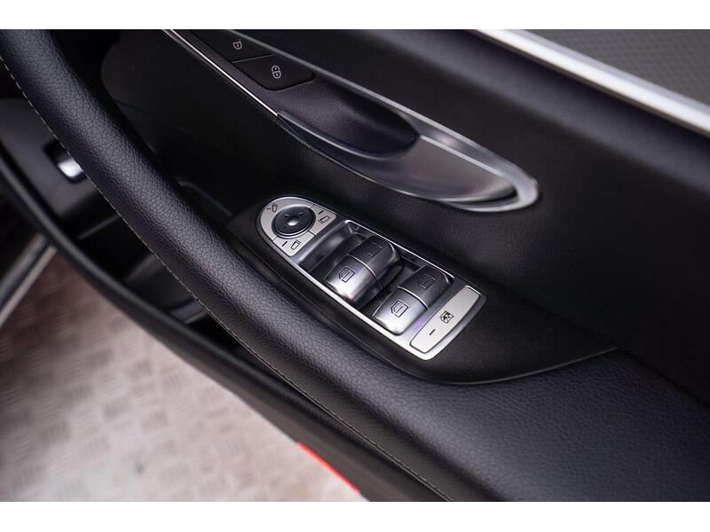 Mercedes-Benz E Class 2.0 E220d SE G-Tronic+ Euro 6 (s/s) 5dr - U1691