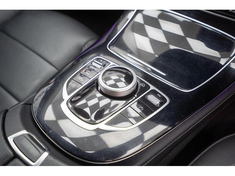 Mercedes-Benz E Class 2.0 E220d SE G-Tronic+ Euro 6 (s/s) 5dr - U1691