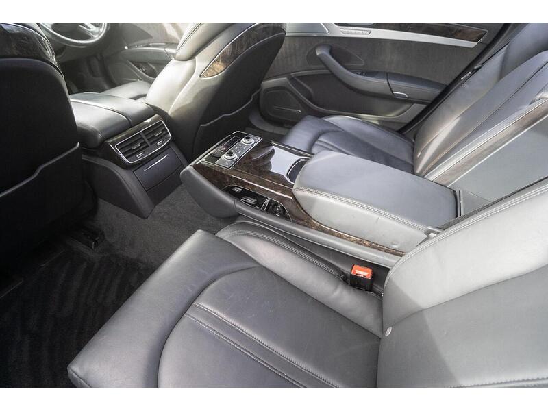 Audi A8 4.2 TDI V8 SE Executive Tiptronic quattro Euro 6 (s/s) 4dr LWB - U1727