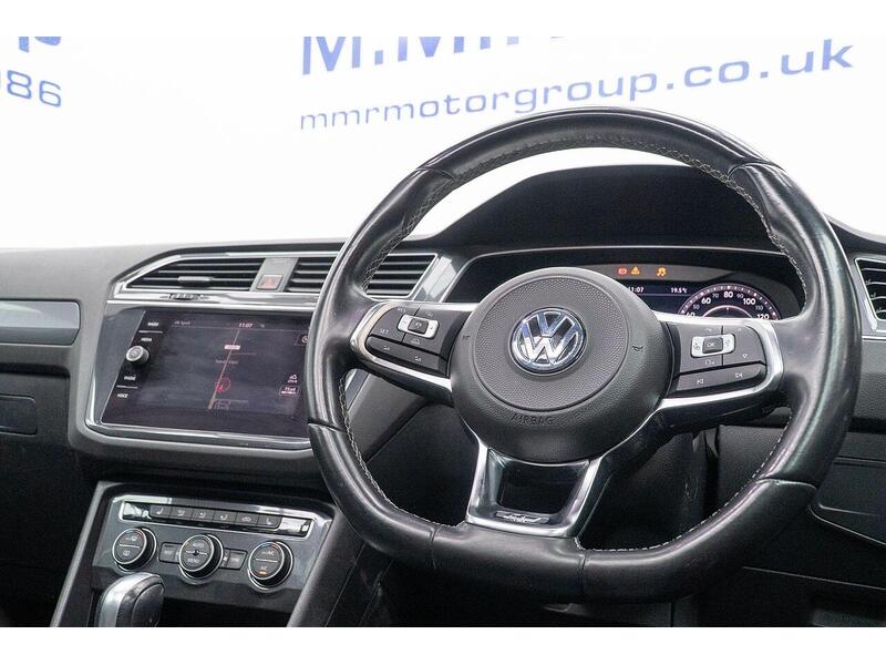 Volkswagen Tiguan 2.0 BiTDI R-Line DSG 4Motion Euro 6 (s/s) 5dr - U1777