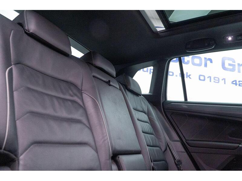 Volkswagen Tiguan 2.0 BiTDI R-Line DSG 4Motion Euro 6 (s/s) 5dr - U1777
